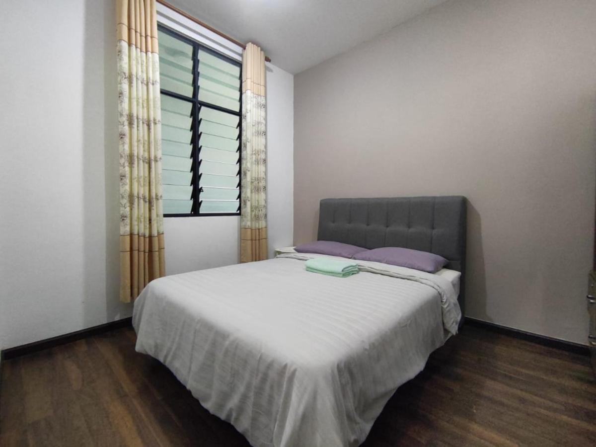 Cozzyhome@Rex Bdc Kuching Luaran gambar